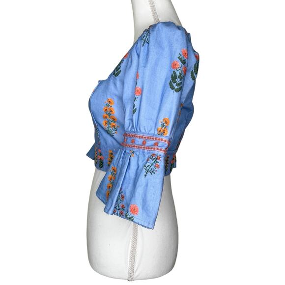 Agua by Agua Bendita Violeta Dahlia Blue Linen Embroidered Floral Cropped Top - Picture 5 of 12